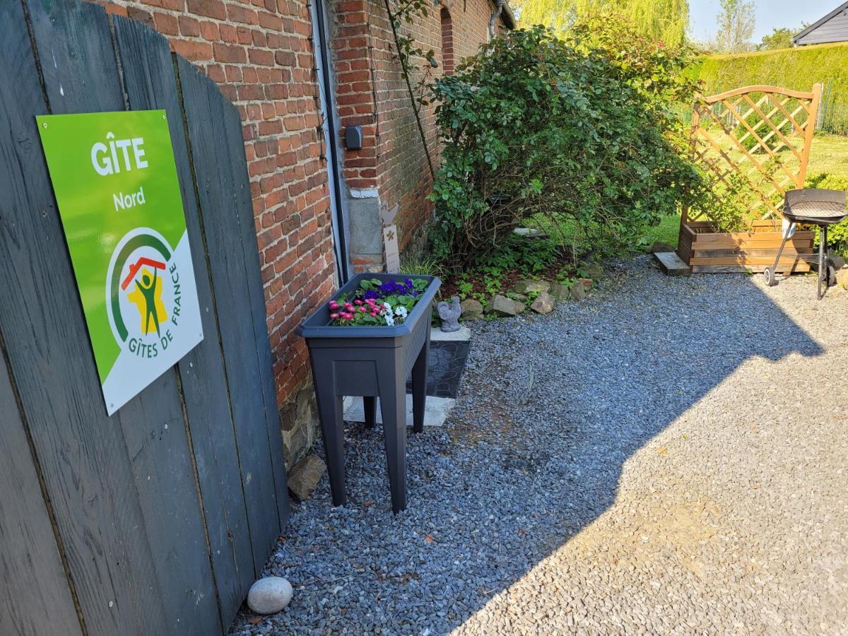 Studio Bienvenue Du Cote De Chez Nous Avec Jardin Privatif Wignehies Dış mekan fotoğraf